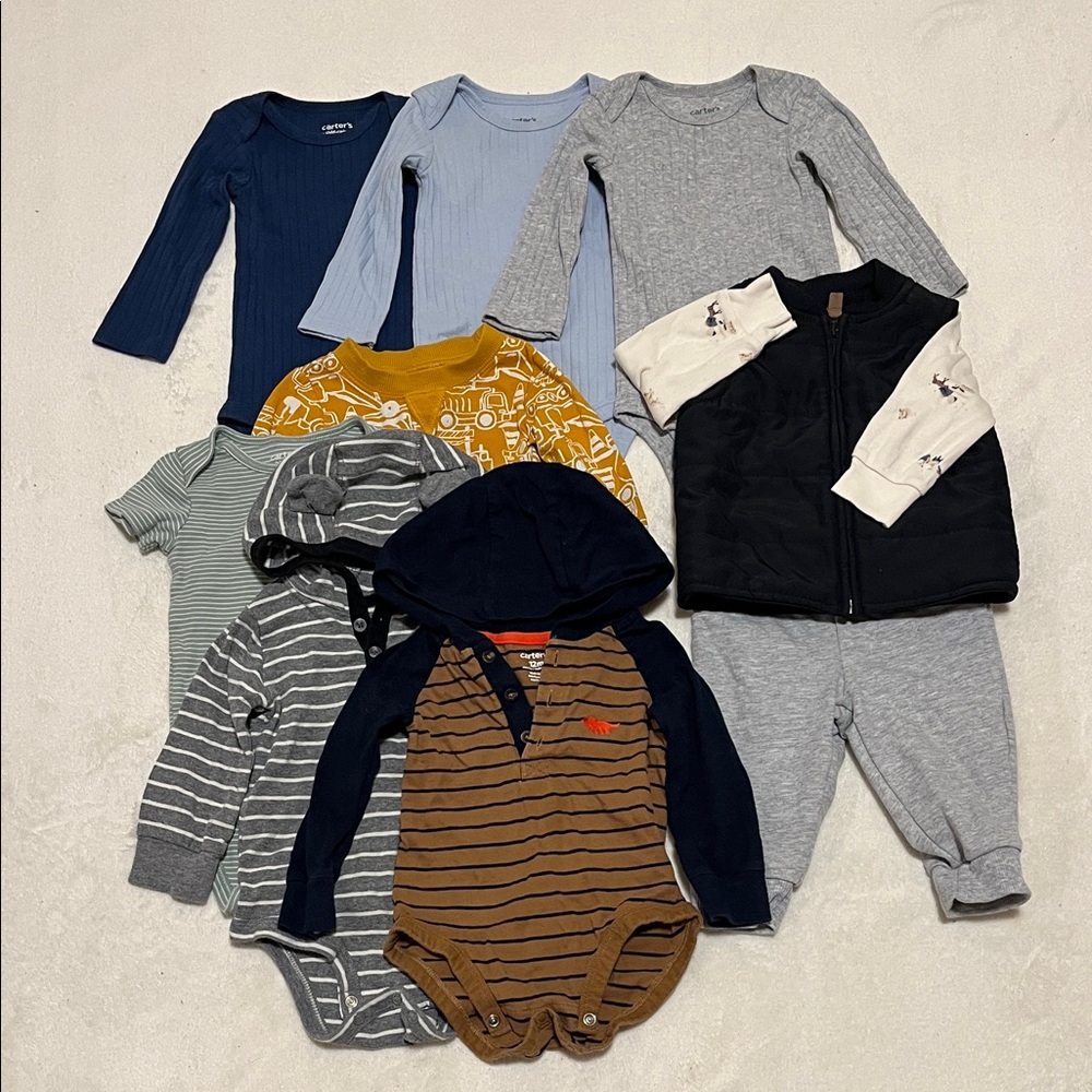 Carter's | Bodysuit & Outfit Lot 6-12M